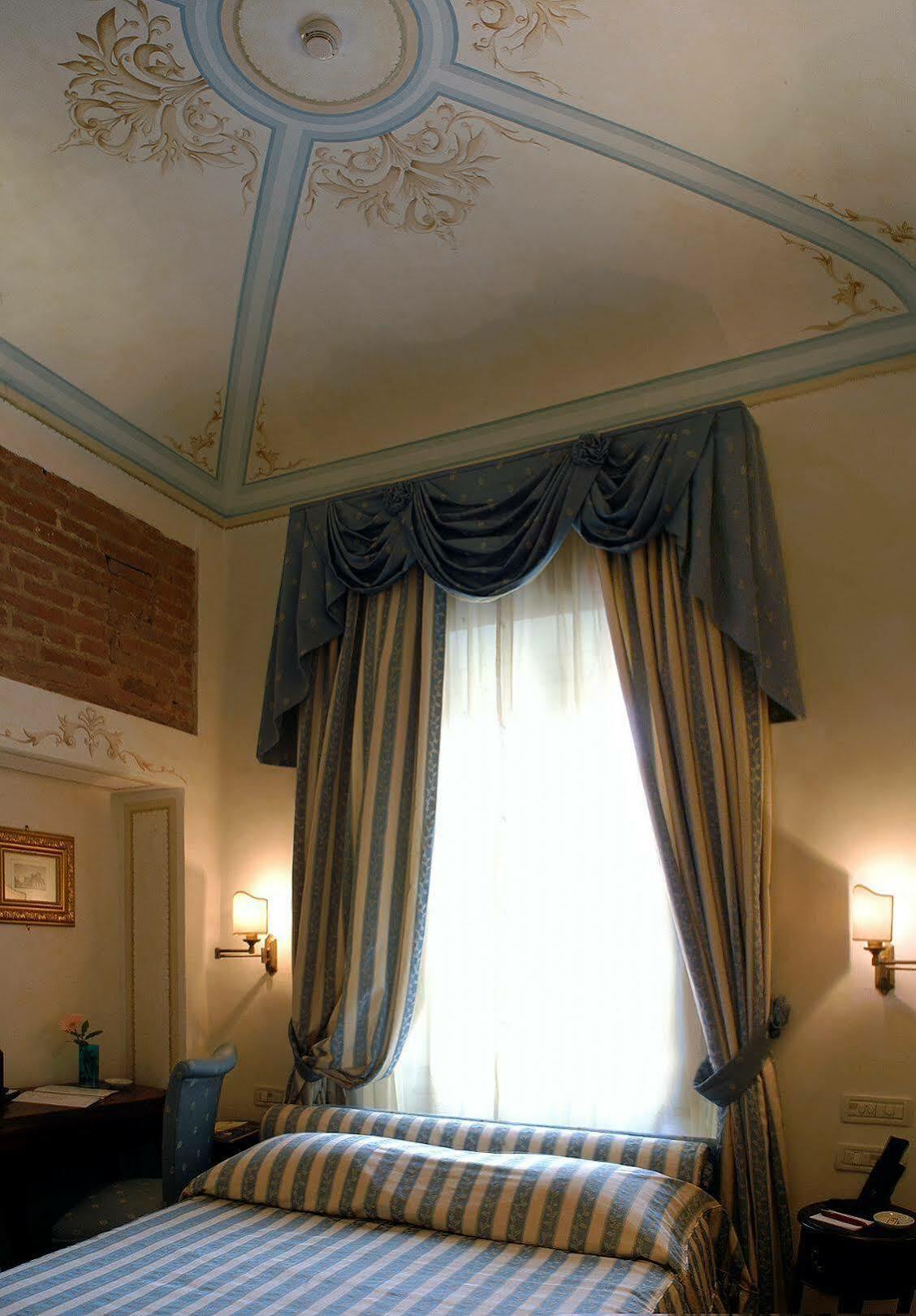 Hotel Relais Dell'Orologio Pisa Exterior foto